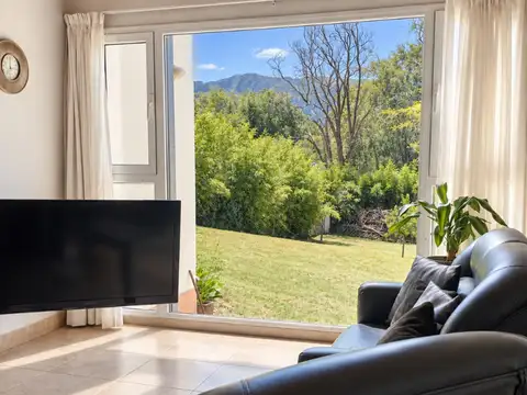 VENTA CASA + 3 DEPTOS. EN VILLA GENERAL BELGRANO