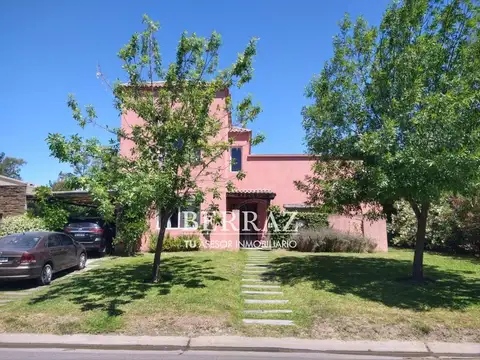 Casa Alquiler Temporario  5 ambientes en San Francisco Villanueva lote de 700 m2