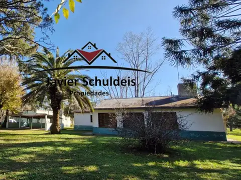 Chacra 2.5 has con mejoras, cuartel 8, excelente ubicación.!