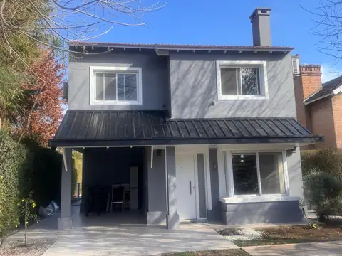 Casa en Alquiler de 3 dormitorios