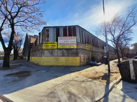 VENTA DE GALPON EN BARRACAS