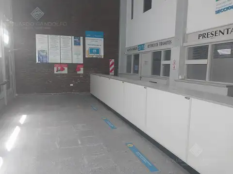 Avenida Hipolito Yrigoyen al 12900