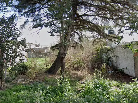 OPORTUNIDAD   LOTE DE TERRENO DE 10 x 33.30 UBICADO EN CASTELAR SUR  