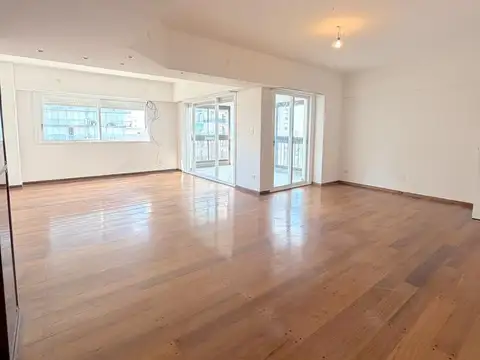 Departamento en Alquiler y/o Venta en Olivos con Baulera y Cochera