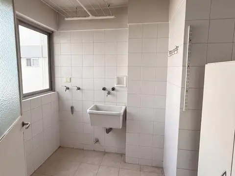Departamento en Venta en Olivos Vias/Rio, USD 340.000