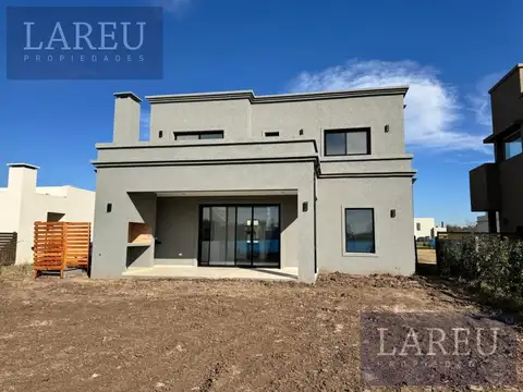 Casa en Venta en Pilar del Este - Santa Elena, USD 250.000