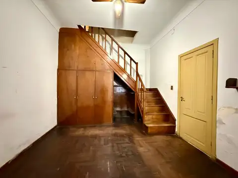 Depto Tipo Casa en Venta 56 años
