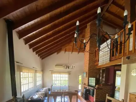 Casa en Venta en El Bosque, USD 250.000