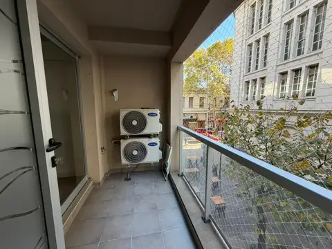 Espectacular 2 Amb balcon, lumin / coch opcional/apto.profes