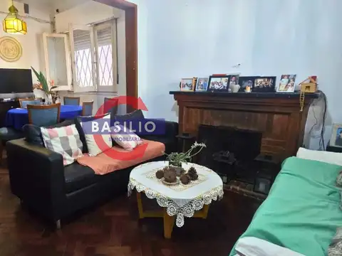 VENTA CASA EN LOTE PROPIO 3 AMBIENTES CON GRAN JARDÍN, PISCINA Y PARRILLA EN MUNRO