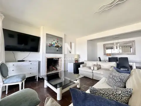 Departamento 4 ambientes con 2 baños