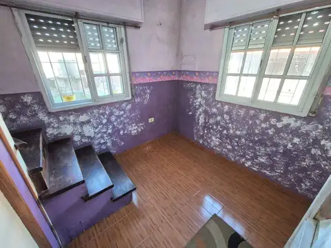Depto Tipo Casa 3 ambientes con 2 baños