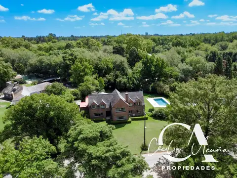 Exclusiva casa en Venta en Golf Club Argentino