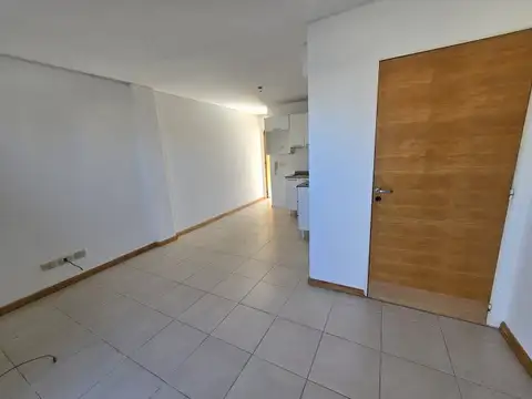 VENTA EXCELENTE DUPLEX MONTEVIDEO 600