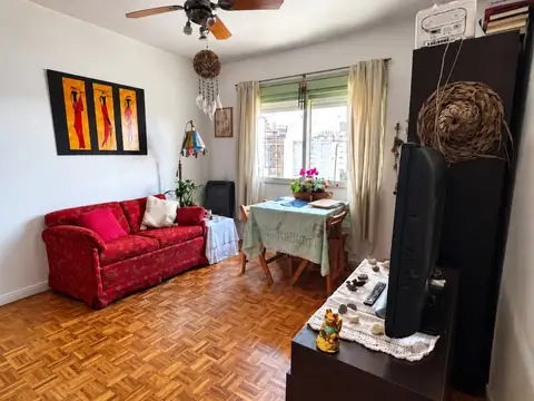 Leopoldo Marechal 1100, Piso 7