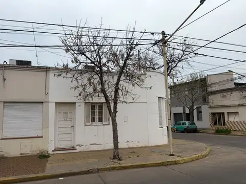 CASA EN VENTA EN PERGAMINO