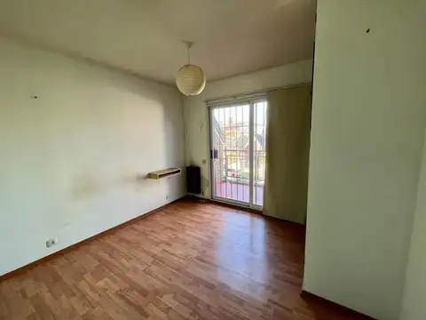 Casa en Venta en Castelar Norte, USD 150.000