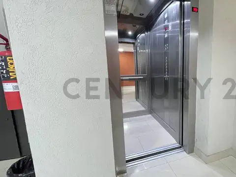 Monoambiente con balcón en Villa Devoto — Apto Profesional
