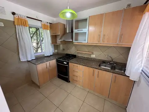 Casa en Alquiler de 3 dormitorios