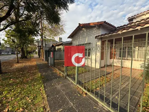 476 e/ 19 y 20- CASA DE 3 DOR (CITY