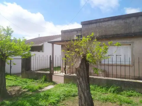 Casa - Venta - Argentina, Lobos - Ratti 800