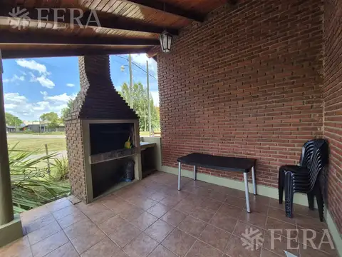 Venta complejo de cabañas con piscina en Chascomus