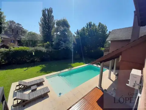 Casa en Alquiler de 3 dormitorios
