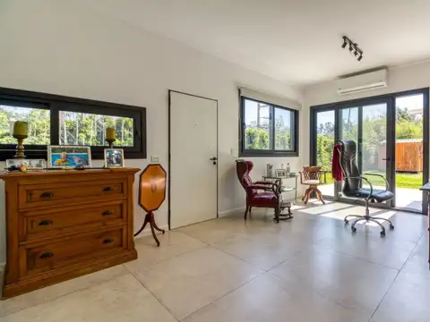Venta casa, 5 ambientes, Pilar, Barrio La Campiña. Apto crédito