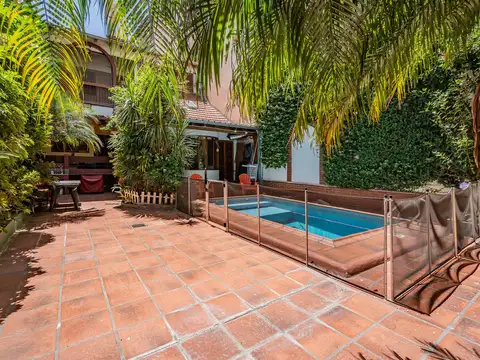 Casa en venta 5 amb con cochera y jardin - Caballito