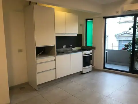Av Brasil 700, Piso 4