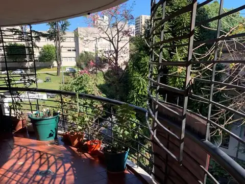 Departamento 4 ambientes con 4 baños