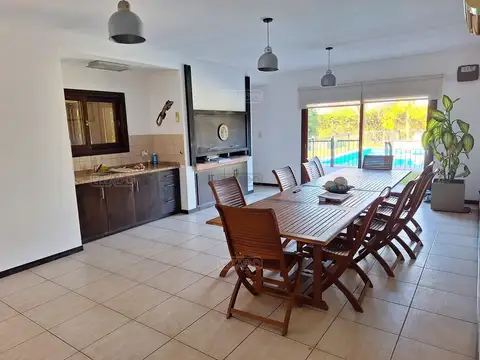 Casa en Venta en San Patricio, USD 490.000
