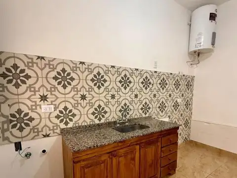 Depto Tipo Casa en Alquiler de 1 dormitorio