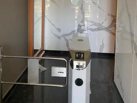 Oficina en Venta en Plaza San Martín, USD 120.000