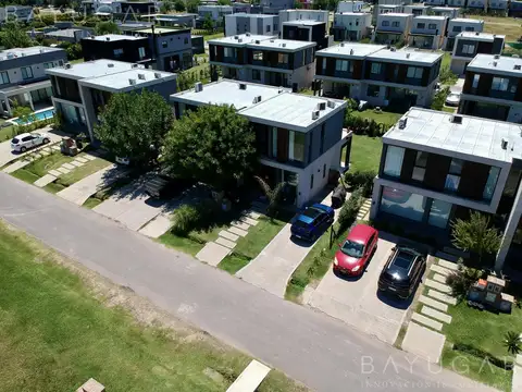 Vendo Duplex En Barrio El Aljibe 3 Amb