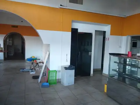 Terreno en Venta 17  mts Fondo