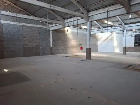 Galpon en Alquiler en Jose Leon Suarez, $ 6.232.000