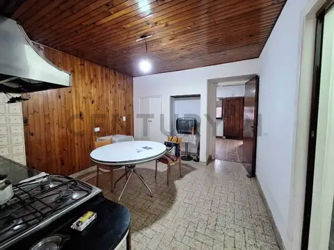 Casa 4 ambientes con 1 baño