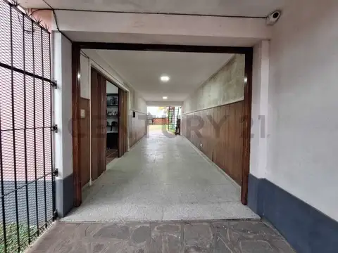 VENTA CASA 4 AMBIENTES DON BOSCO LOTE 280 M2 CON QUINCHO