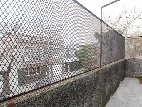 Depto Tipo Casa 4 ambientes con 2 baños
