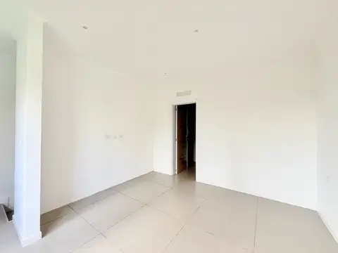Departamento a estrenar 3 ambientes en venta en lujan planta baja con patio y cochera