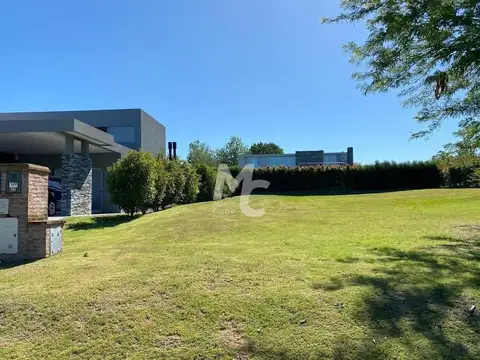 Terreno en Venta 26  mts Frente