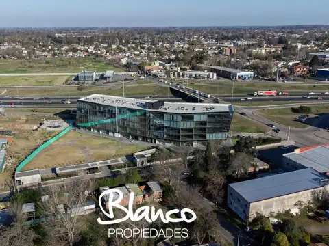 Oficina en Venta en Pilar, USD 120.000