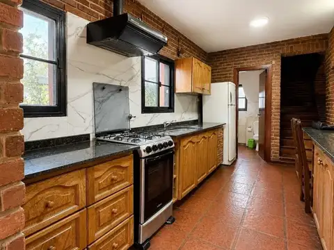 Casa en Alquiler en Country Club Banco Provincia, USD 1.300