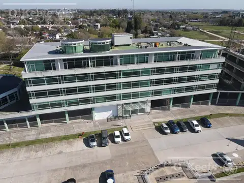 Oficina en Alquiler en Guillermo E Hudson, USD 750