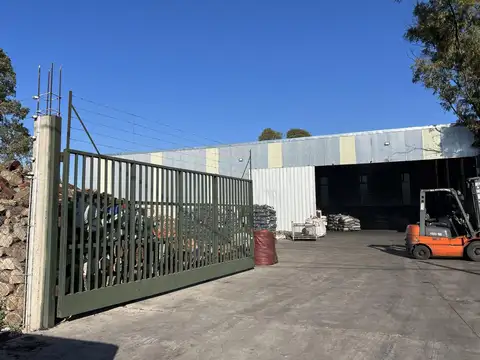 Galpon en Venta en 9 de Abril, USD 520.000