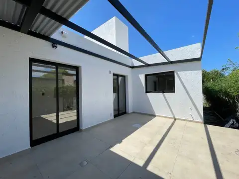 Casa en Alquiler en Villa Allende, $ 850.000