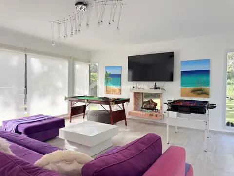 Casa en Alquiler con 1 cochera