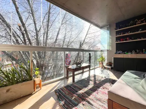 MODERNO 3 AMB BALCON PARRILLA, COCHERA DESCUBIERTA IMPECABLE