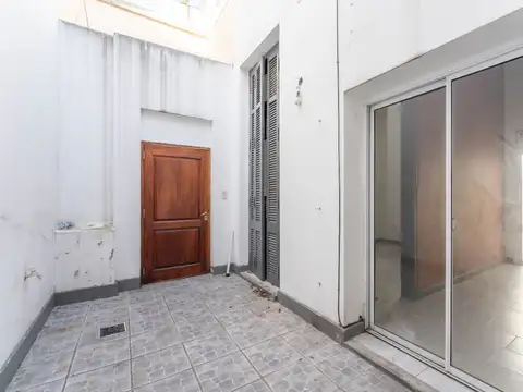 Depto Tipo Casa en Venta 100 años